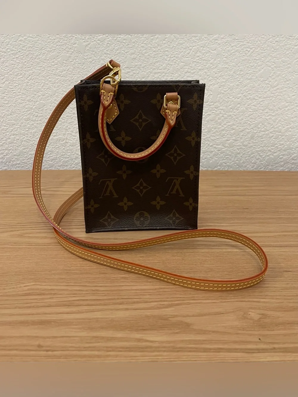 LOUIS VUITTON Petit Sac Plat Crossbody Monogram Canvas Bag Like New